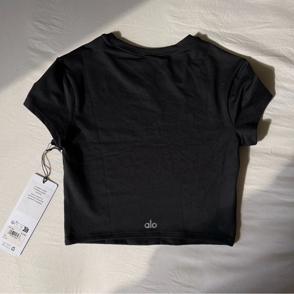 Brand New- Alosoft Crop Finesse Short Sleeve in Black 🖤 - Picture 6 of 14